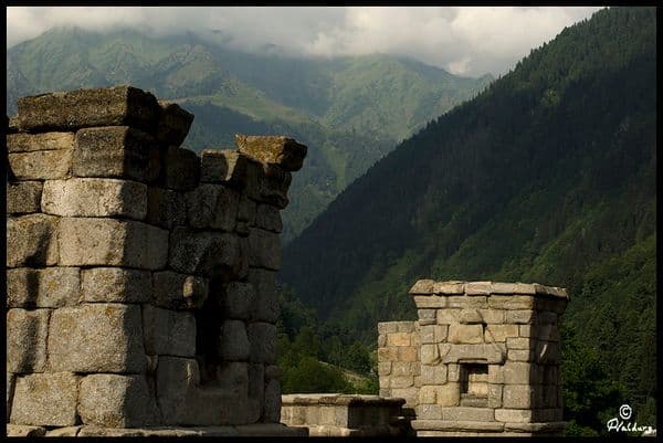 Naranag temple