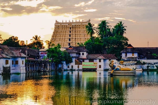 Sree Padmanabhaswamy Temple darshan Photo 3