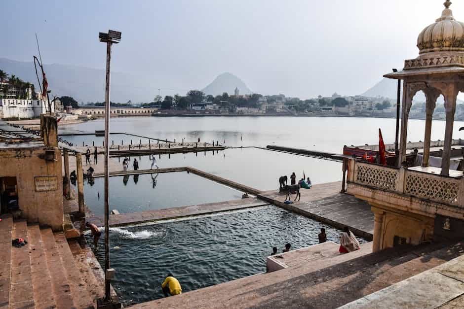 Pushkar Pilgrimage Short Break: Holy Ghats & Brahma Temple Experience Pushkar Pilgrimage Short Break: Holy Ghats & Brahma Temple Experience