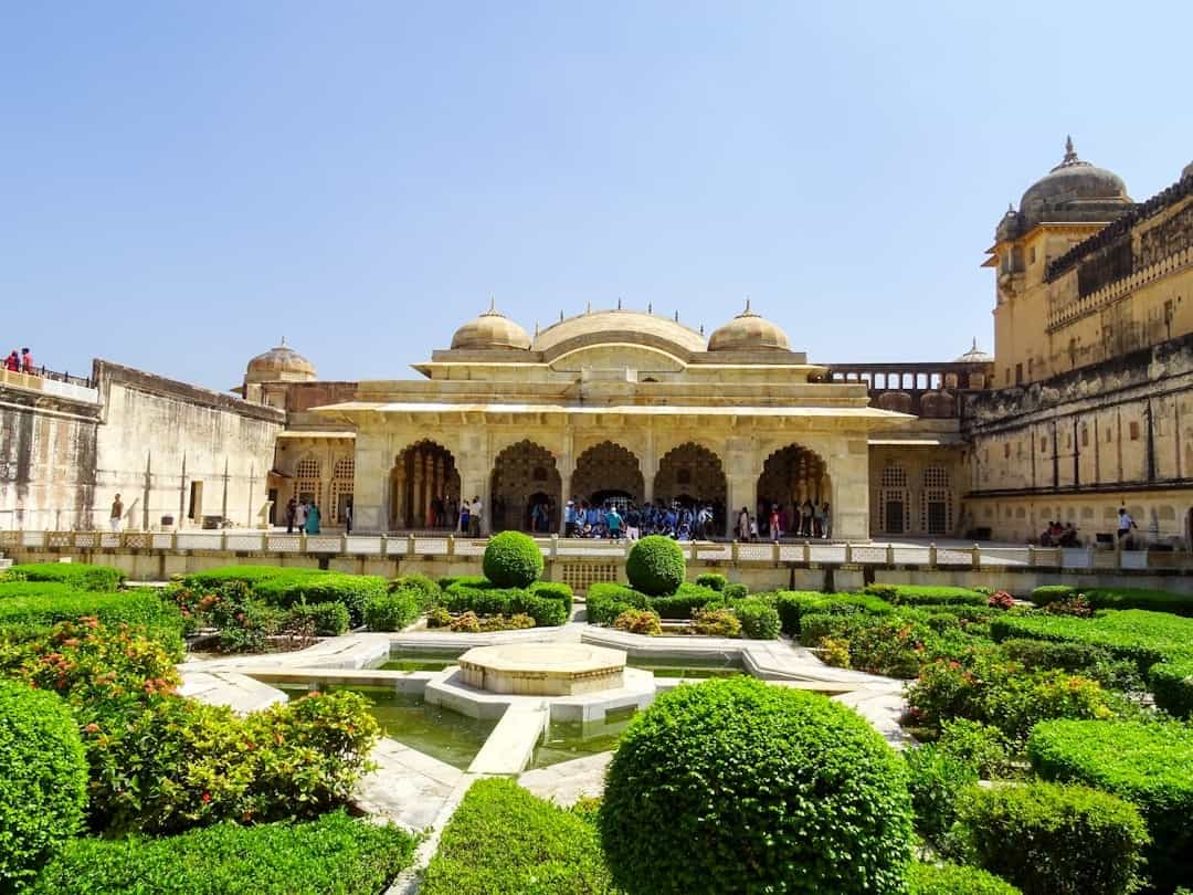 Budget Rajasthan Highlights: Jaipur, Amber & Local Market Walks Budget Rajasthan Highlights: Jaipur, Amber & Local Market Walks